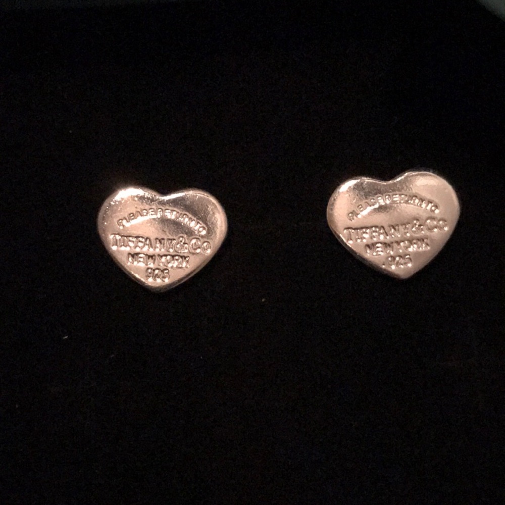 Silver heart shaped earrings